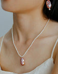 Sea's Embrace Series Baroque Pearl Pendant Necklace -4