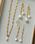 French Vintage Pearl Necklace Gold Plated Openwork Diamond Chain