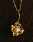 Handcrafted Pearl Flower Necklace with Freshwater Pearl